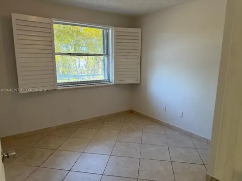 16531 NE 35th Avenue North Miami Beach FL 33160