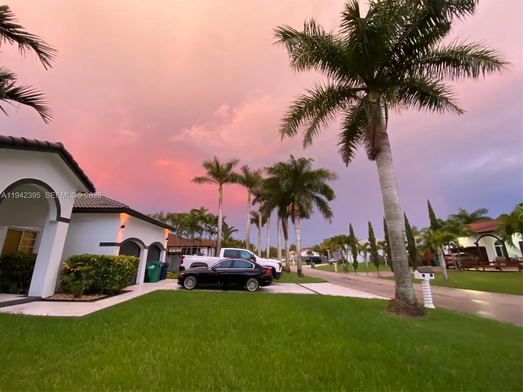13135 SW 218th Terrace Miami FL 33170