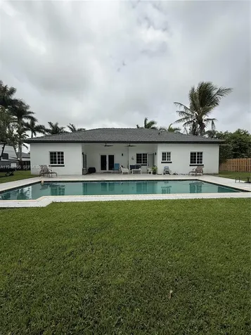 13135 SW 218th Terrace Miami FL 33170