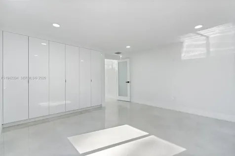 4800 SW 61st Avenue Davie FL 33314