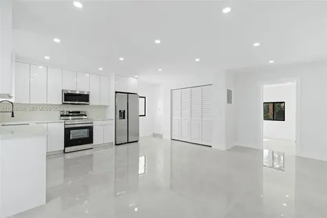 4800 SW 61st Avenue Davie FL 33314