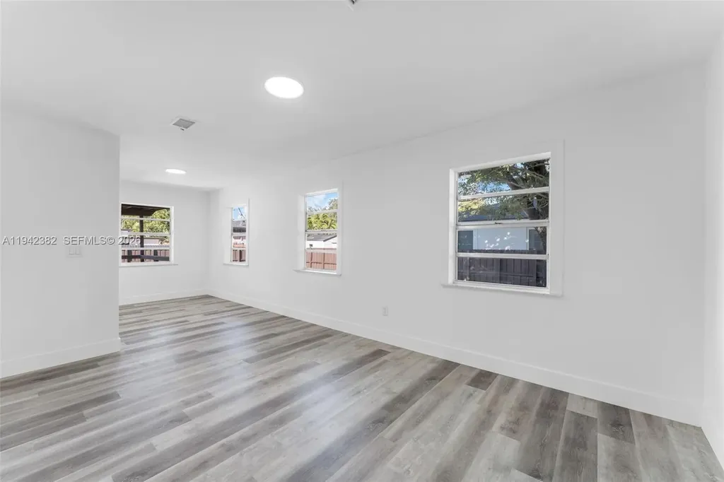 358 Pine Court Miami Springs FL 33166