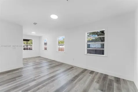 358 Pine Court Miami Springs FL 33166