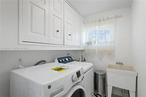 1470 N Treasure Drive North Bay Village FL 33141