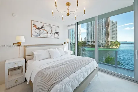 300 Biscayne Blvd Way Miami FL 33131