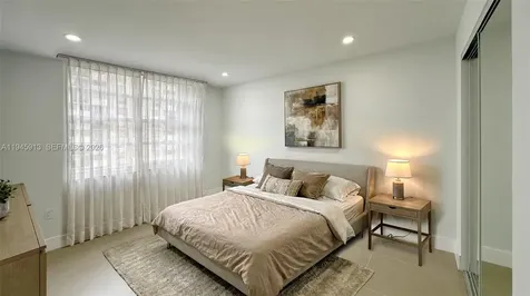 2750 NE 183rd Street Aventura FL 33160