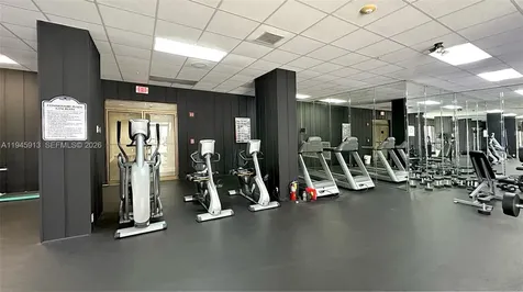2750 NE 183rd Street Aventura FL 33160