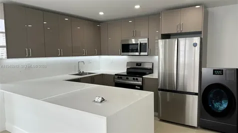2750 NE 183rd Street Aventura FL 33160