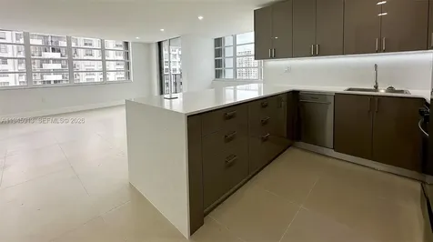 2750 NE 183rd Street Aventura FL 33160