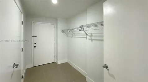2750 NE 183rd Street Aventura FL 33160