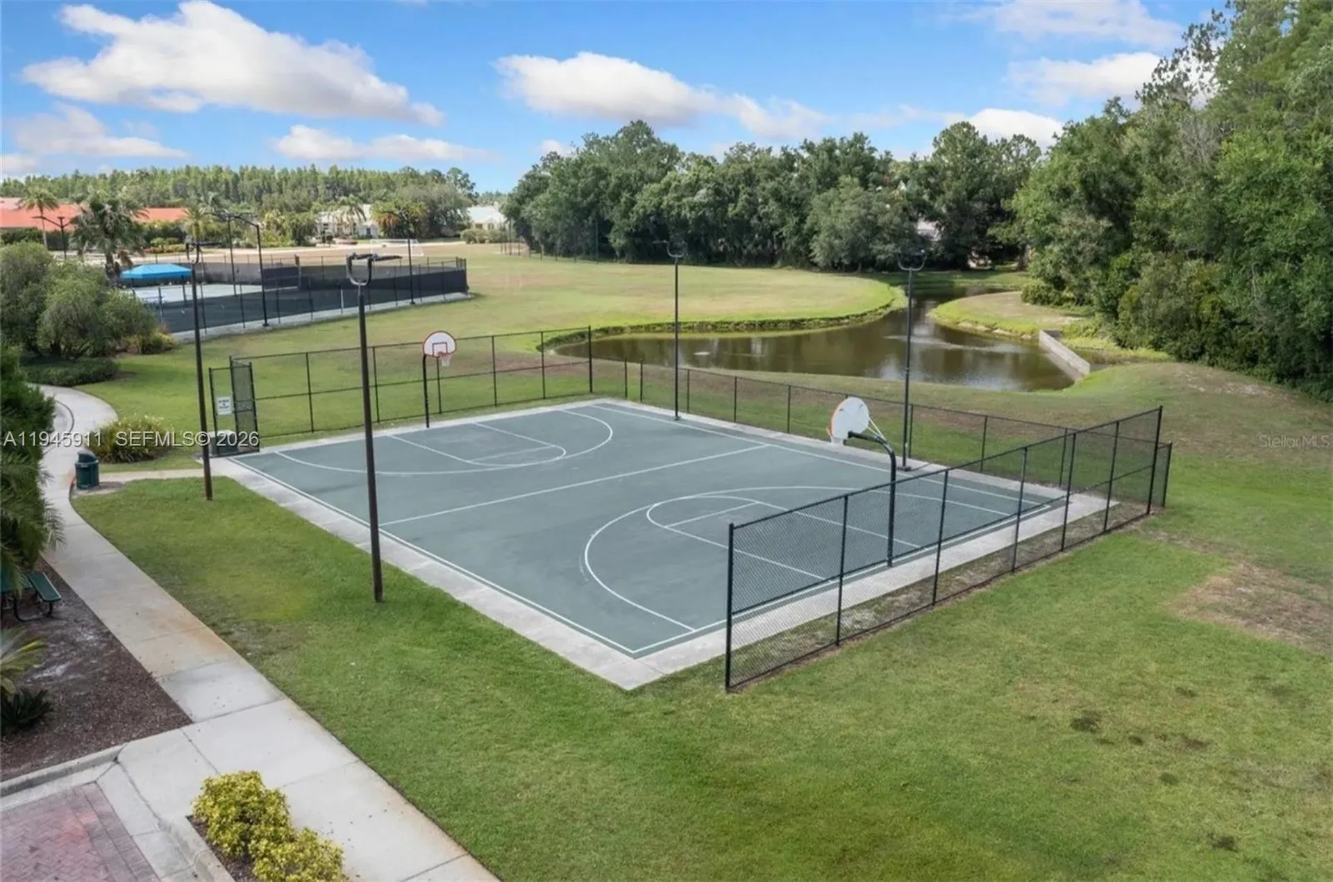 11016 Tahiti Isle Lane Other City - In The State Of Florida FL 33647
