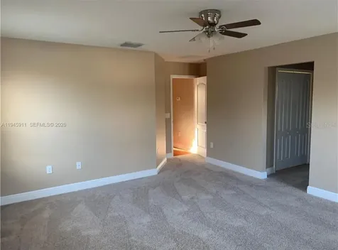 11016 Tahiti Isle Lane Other City - In The State Of Florida FL 33647