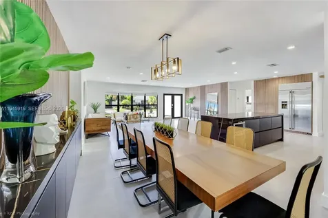 1925 NE 208th Terrace Miami FL 33179