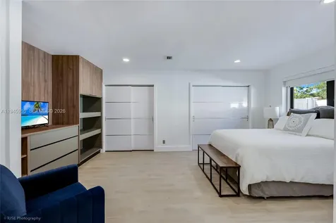 1925 NE 208th Terrace Miami FL 33179