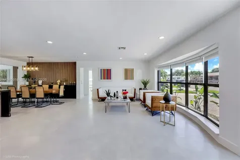 1925 NE 208th Terrace Miami FL 33179