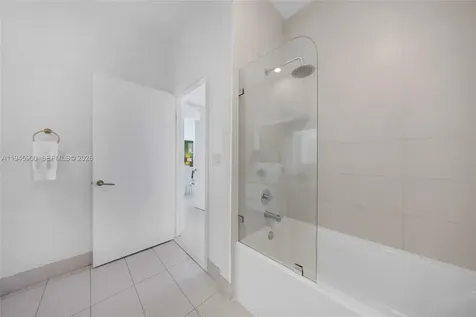 2600 E Hallandale Beach Boulevard Hallandale Beach FL 33009