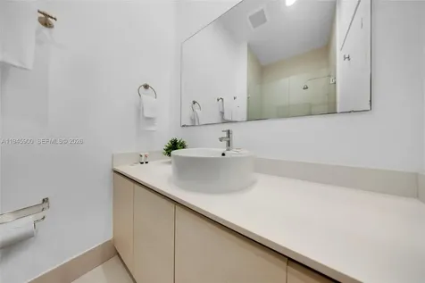 2600 E Hallandale Beach Boulevard Hallandale Beach FL 33009