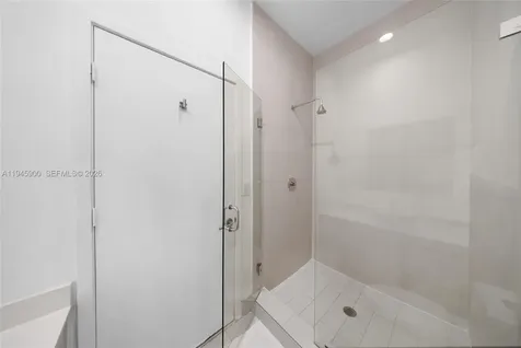 2600 E Hallandale Beach Boulevard Hallandale Beach FL 33009