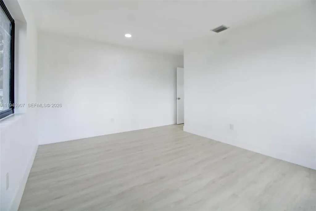 1640 NW 27th Avenue Fort Lauderdale FL 33311