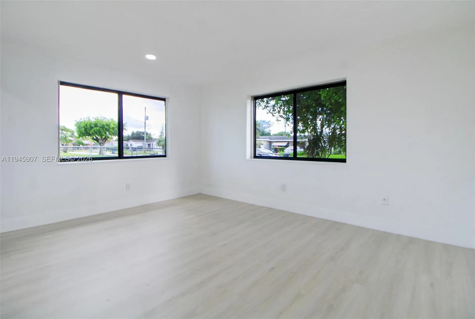 1640 NW 27th Avenue Fort Lauderdale FL 33311