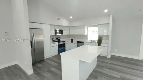 333 NE Greenbrier Avenue Port St. Lucie FL 34983