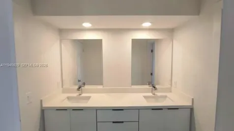 333 NE Greenbrier Avenue Port St. Lucie FL 34983