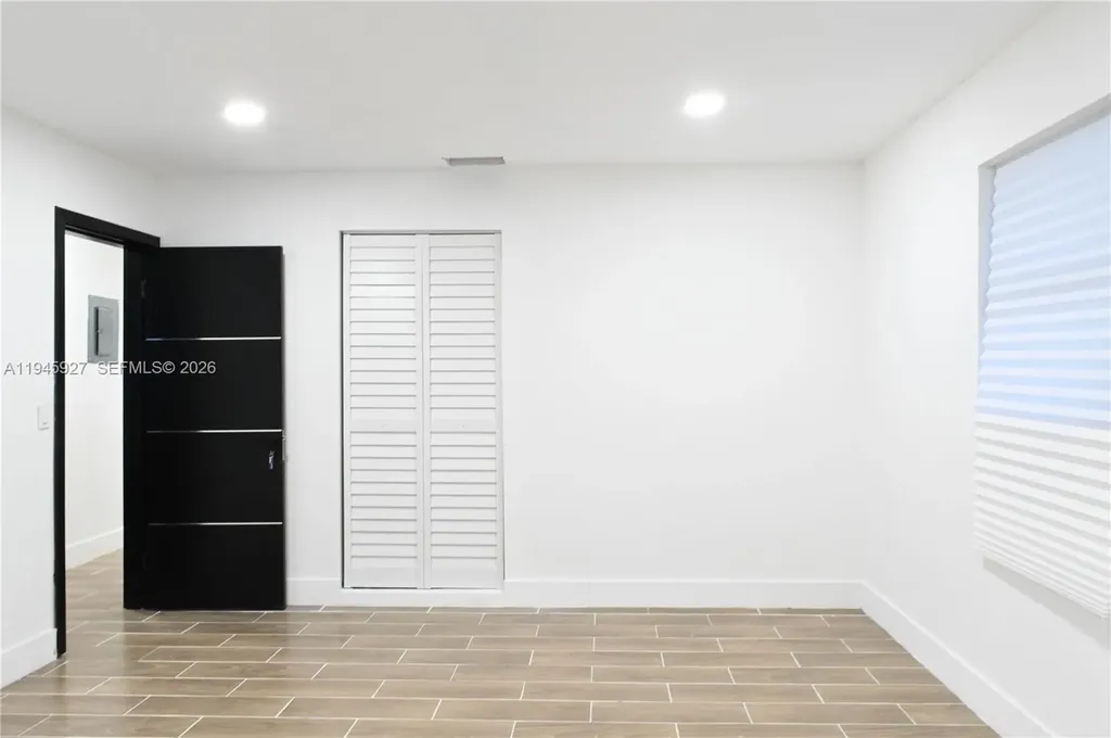 2496 SW 8th Street Fort Lauderdale FL 33312