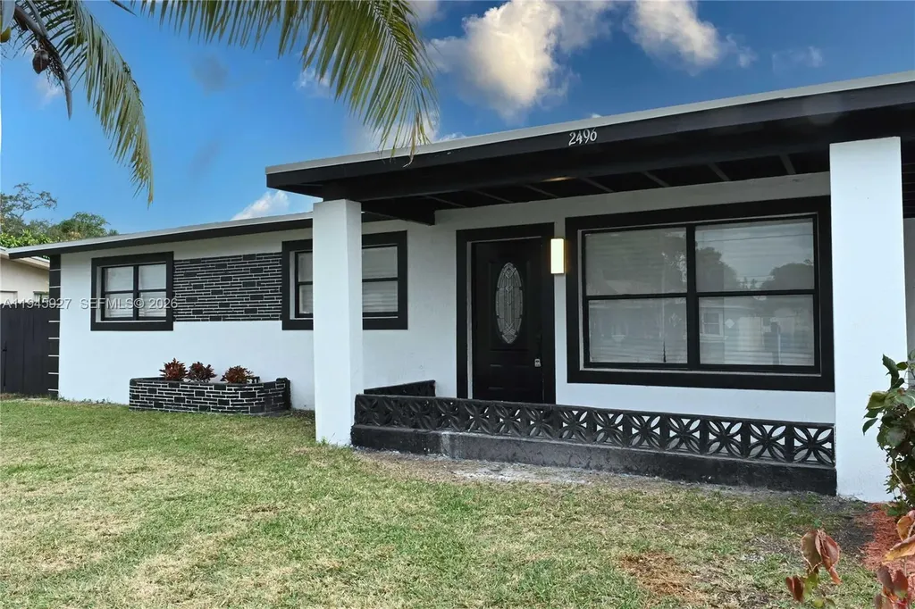 2496 SW 8th Street Fort Lauderdale FL 33312
