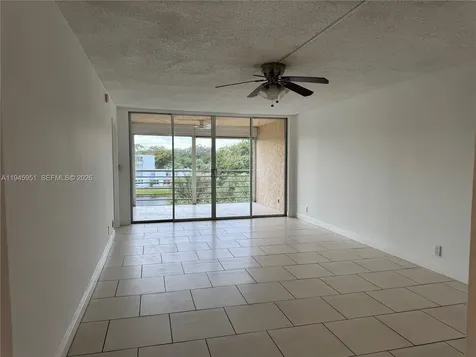 1831 Sabal Palm Drive Davie FL 33324