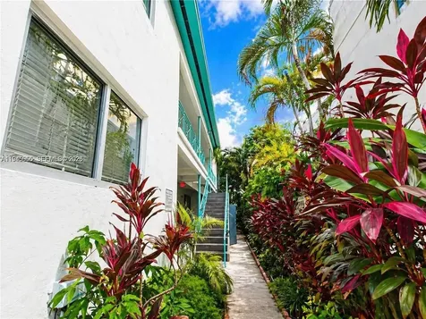 820 15th Street Miami Beach FL 33139