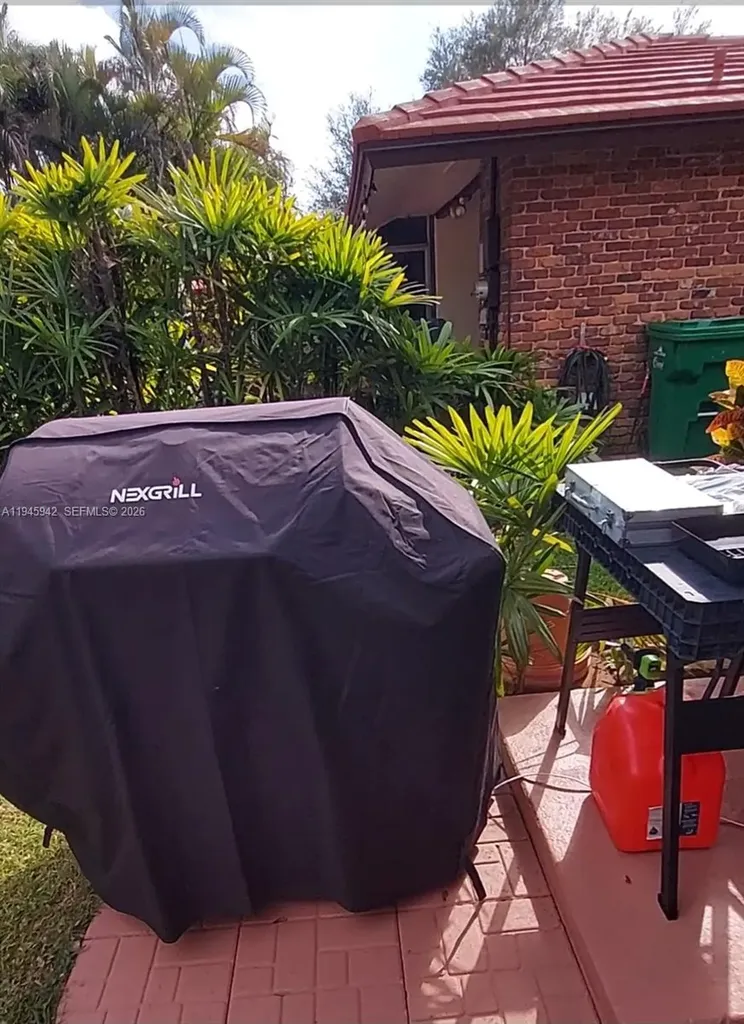 9065 Thunderbird Drive Coral Springs FL 33065