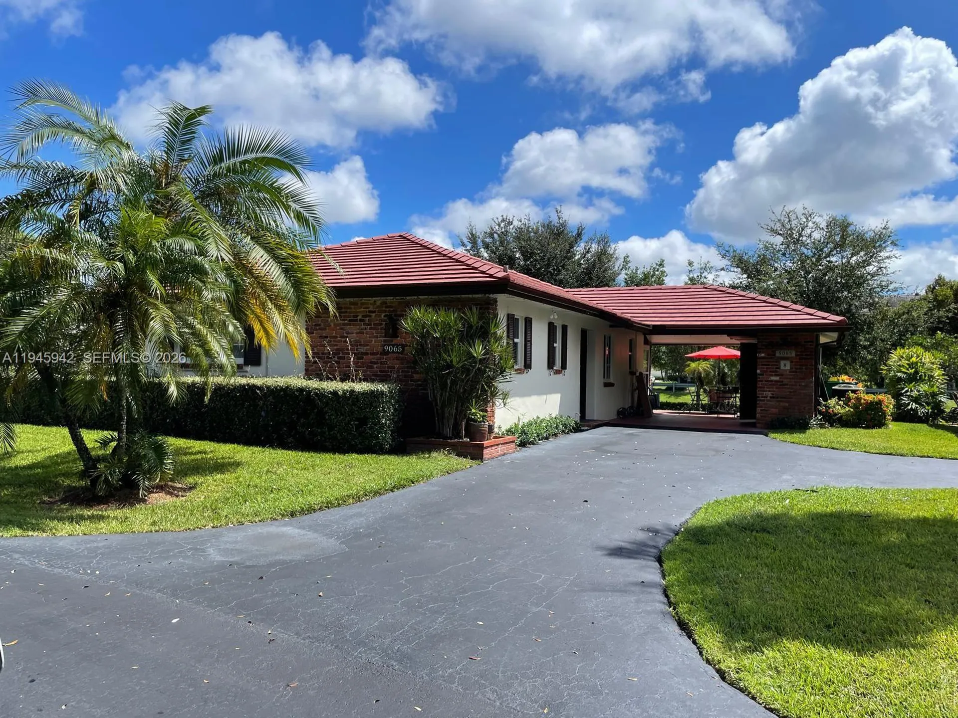 9065 Thunderbird Drive Coral Springs FL 33065