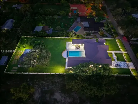 9815 SW 114th Street Miami FL 33176