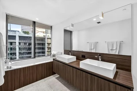 1000 Brickell Plaza Miami FL 33131