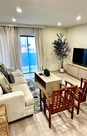 400 Kings Point Drive Sunny Isles Beach FL 33160