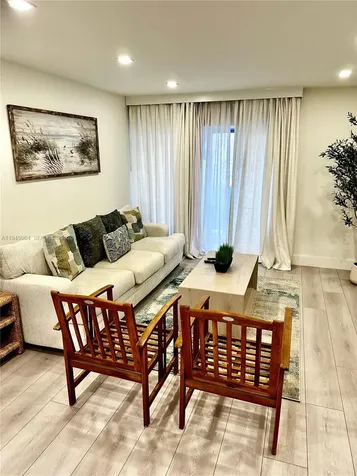 400 Kings Point Drive Sunny Isles Beach FL 33160