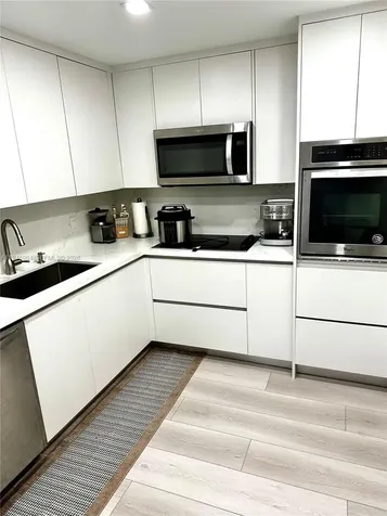 400 Kings Point Drive Sunny Isles Beach FL 33160
