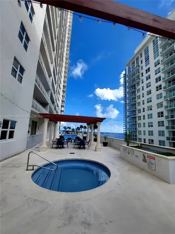 1200 Brickell Bay Drive Miami FL 33131