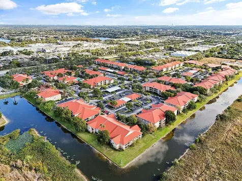 101 SW 117th Avenue Pembroke Pines FL 33025