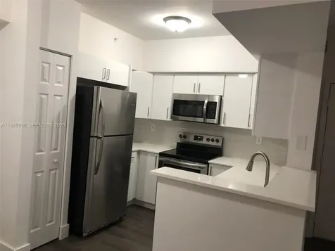 101 SW 117th Avenue Pembroke Pines FL 33025