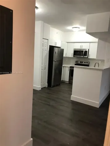 101 SW 117th Avenue Pembroke Pines FL 33025