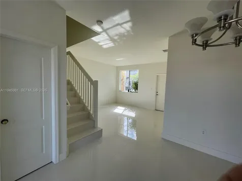 7317 NW 174th Terrace Hialeah FL 33015