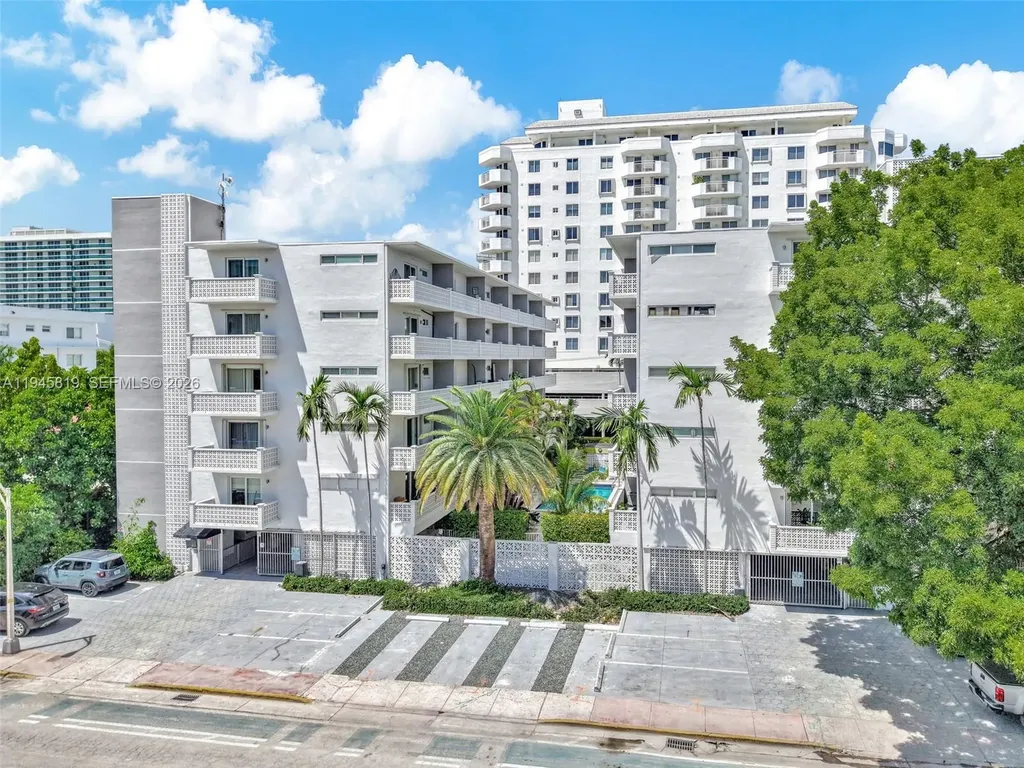 1620 West Avenue Miami Beach FL 33139