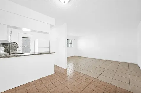 1620 West Avenue Miami Beach FL 33139