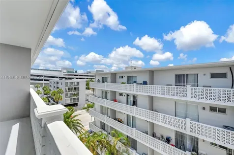 1620 West Avenue Miami Beach FL 33139