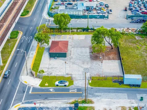 6801 NW 27th Avenue Miami FL 33147