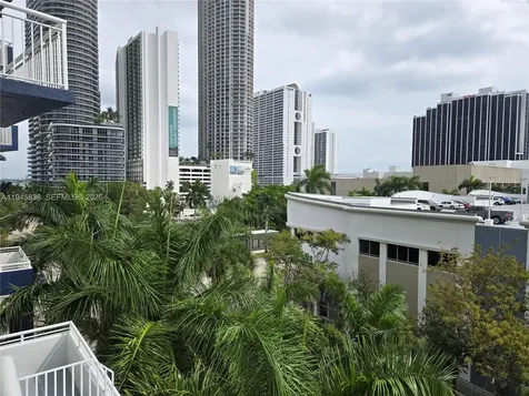 275 NE 18th Street Miami FL 33132