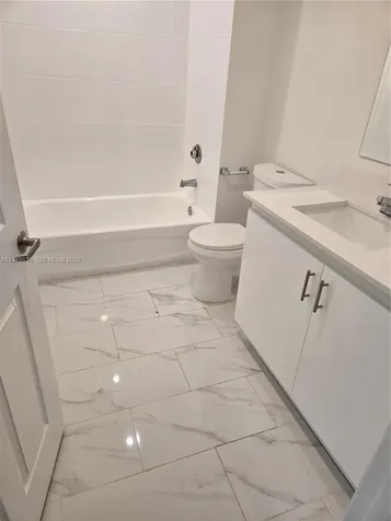 275 NE 18th Street Miami FL 33132