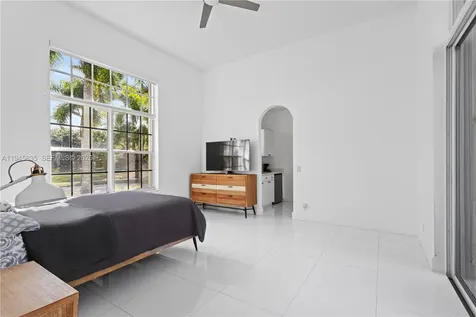 1499 Victoria Isle Drive Weston FL 33327