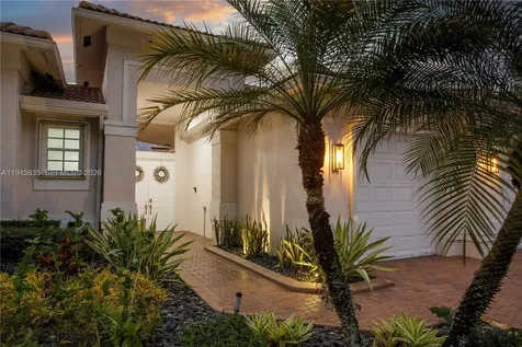 1499 Victoria Isle Drive Weston FL 33327